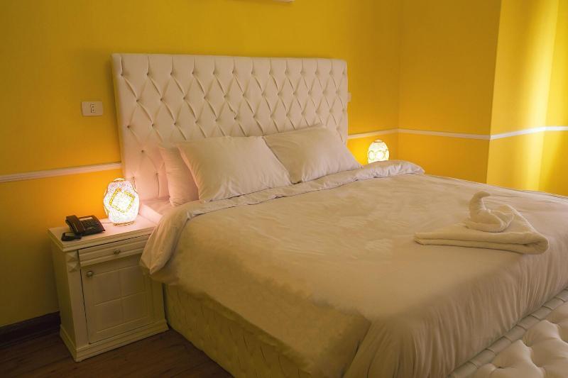 Tahrir Plaza Suites - Museum View Kairo Bagian luar foto
